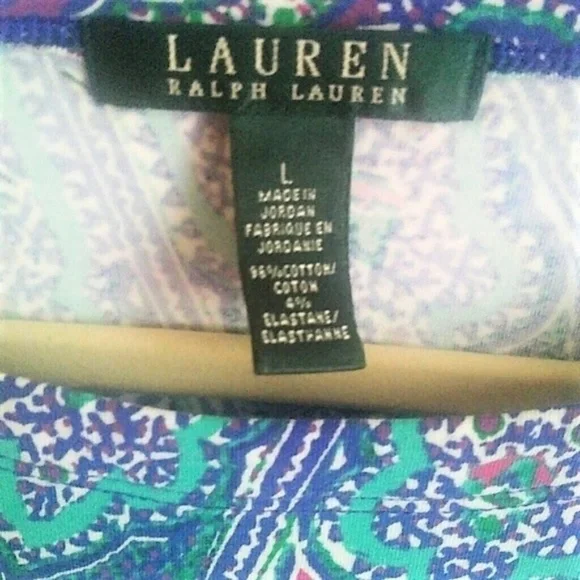 Gorgeous Ralph Lauren Tee/Top Size Large - Picture 3 of 3
